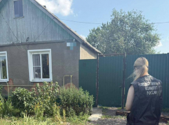 В Бобровском районе наркоман напал с ножом на отчима