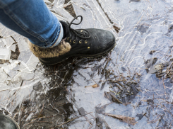 Жителям Воронежской области напомнили правила безопасности на льду