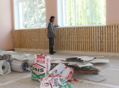 В Докучаевской школе Таловского района отремонтировали спортзал