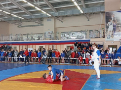 Таловские спортсмены приняли участие во всероссийском турнире по самбо