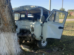 В бобровском селе насмерть разбился водитель УАЗа