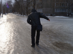 Тысячи жителей Воронежской области пострадали из-за гололеда