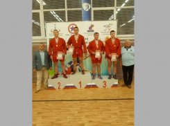 Таловские самбисты приняли участие в турнире «Чемпион Каменной Степи»