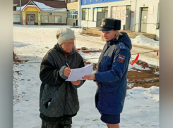 В Аннинском районе приставы снесли торговые павильоны