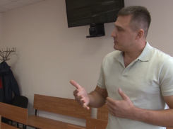 Таловский пчеловод подал в суд на научный центр за гибель пасеки