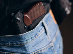 В 2024 году в суды Воронежской области пытались пронести 154 электрошокера