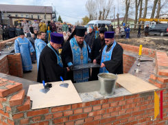 В Панино заложили камень строящегося храма имени апостола Андрея Первозванного