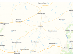 В Панинском районе автоинспекторы помогли добраться до дома девушке с ребенком