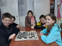 В ДК Панинского района провели беседу-обсуждение «День без интернета»