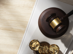 В Аннинском районе суд обязал фирму выплатить долг сотруднику