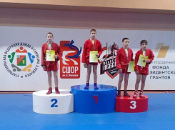 Таловские самбисты привезли две медали с открытого первенства в Старом Осколе