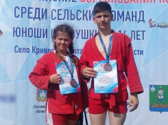 Таловские самбисты завоевали две бронзовые медали на всероссийских соревнованиях