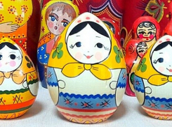 В таловском селе Новая Чигла открылась выставка матрешек