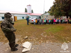 В Аннинской пожарно-спасательной части состоялся день открытых дверей