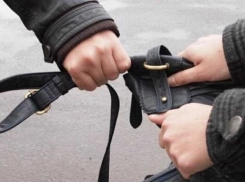 В Таловском районе рецидивист избил и ограбил инвалида