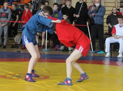 Таловские самбисты приняли участие в открытом областном турнире