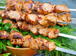 Стало известно, сколько воронежцы собираются потратить на майские шашлыки