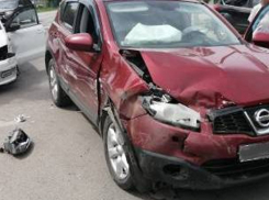 В Аннинском районе произошло столкновение двух легковушек