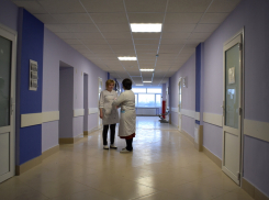 В Аннинском районе отремонтировали два отделения больницы