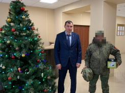 Глава Панинского района передал гуманитарный груз бойцу СВО