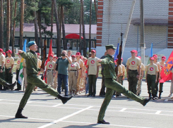 Аннинские юнармейцы победили в военно-патриотических играх «Юнармейская броня»