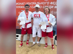 Таловские спортсмены выиграли «бронзу» чемпионата ЦФО по пляжному самбо