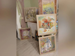 Жителей Таловского района пригласили на выставку местной художницы