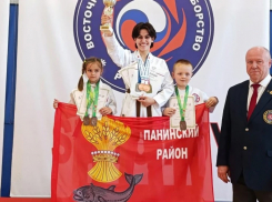 Панинская каратистка приняли участие во всероссийских соревнованиях