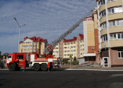 Бобровский район получил две новые пожарные машины
