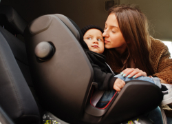 Жителей Воронежской области известили об увеличении штрафов за перевозку детей без автокресел