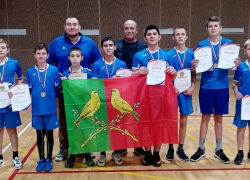 Юношеская сборная Таловского района по лапте победила на соревнованиях в Анне