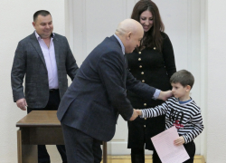 В Бобровском районе 24 семьи получили жилищные сертификаты