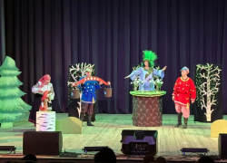 Жителей таловского посёлка Казанка приглашают на кукольный спектакль «Гуси-Лебеди»