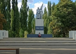 В Таловском селе Бирюч отреставрировали памятник воинам-односельчанам