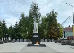 В Панино восстановили и благоустроили воинское захоронение