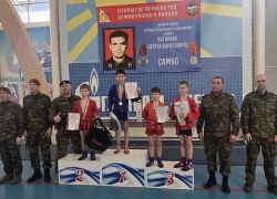 Самбисты из Таловой завоевали 2 медали на открытом первенстве