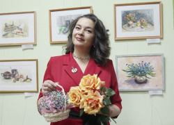 В Боброве открылась выставка местной художницы