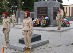 В Бобровском районе провели митинг, посвященный жертвам теракта в Беслане