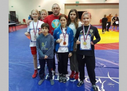 Эртильские борцы завоевали 4 медали на первенстве ЦФО