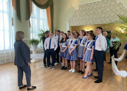 Выпускников  Таловского района пригласили в ЗАГС