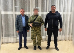 Жители Панинского района передали тепловизор участнику СВО