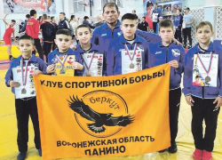 Панинские спортсмены завоевали 5 медалей на турнире по вольной борьбе