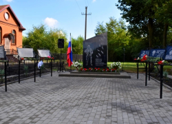В аннинском селе Верхняя Тойда открыли Аллею Памяти