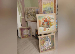 Жителей Таловского района пригласили на выставку местной художницы