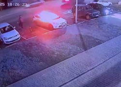 В Боброве поджигателя автомобиля отправили в колонию на 9 месяцев