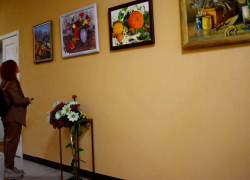 В Аннинском районе открылась выставка художницы Анны Крутченко
