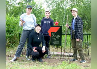В Таловском районе установили памятную доску погибшим комсомольцам