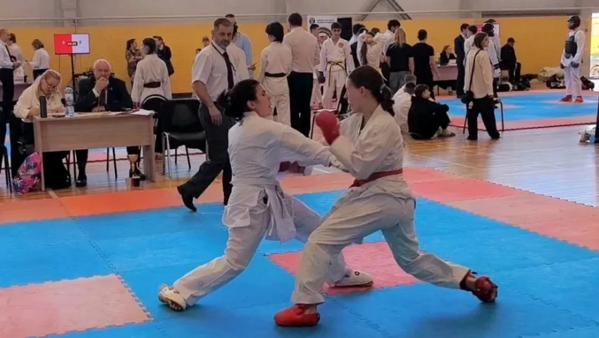 Панинские каратисты приняли участие в областных соревнованиях