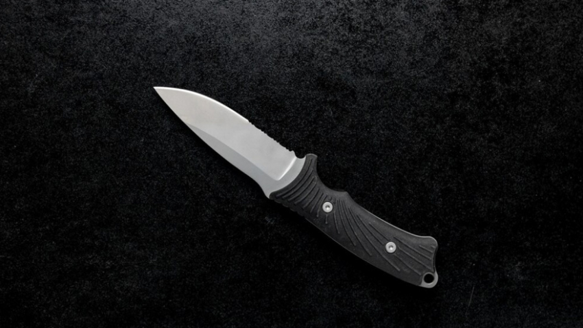 Таловский должник напал на пристава с ножом