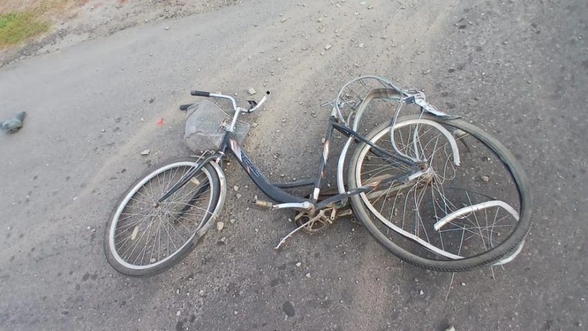 В Бобровском районе водитель «семерки» сбил велосипедистку